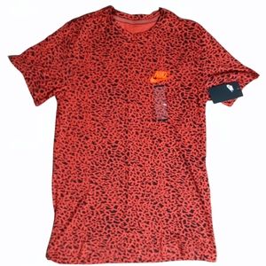 Nike Men's NSW Lava Foamposite All Over Print Tee